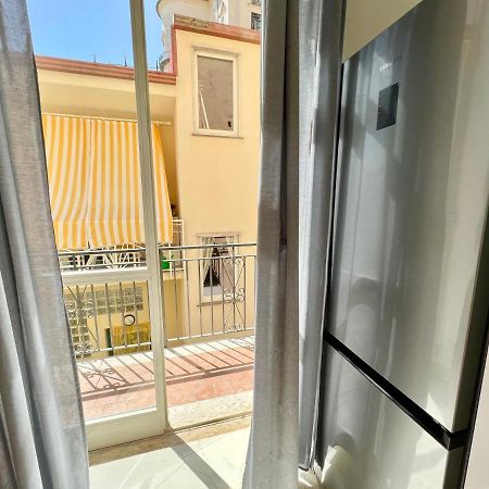 Lei Luxury Apartment Maiori Exterior foto